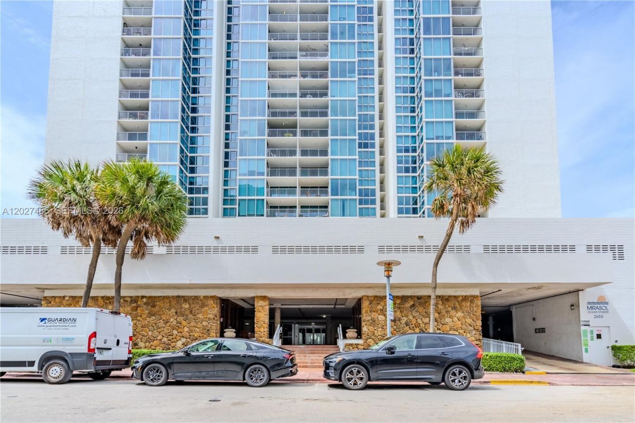 2655 Collins Ave , Unit 603, Miami Beach, FL 33140 Photo