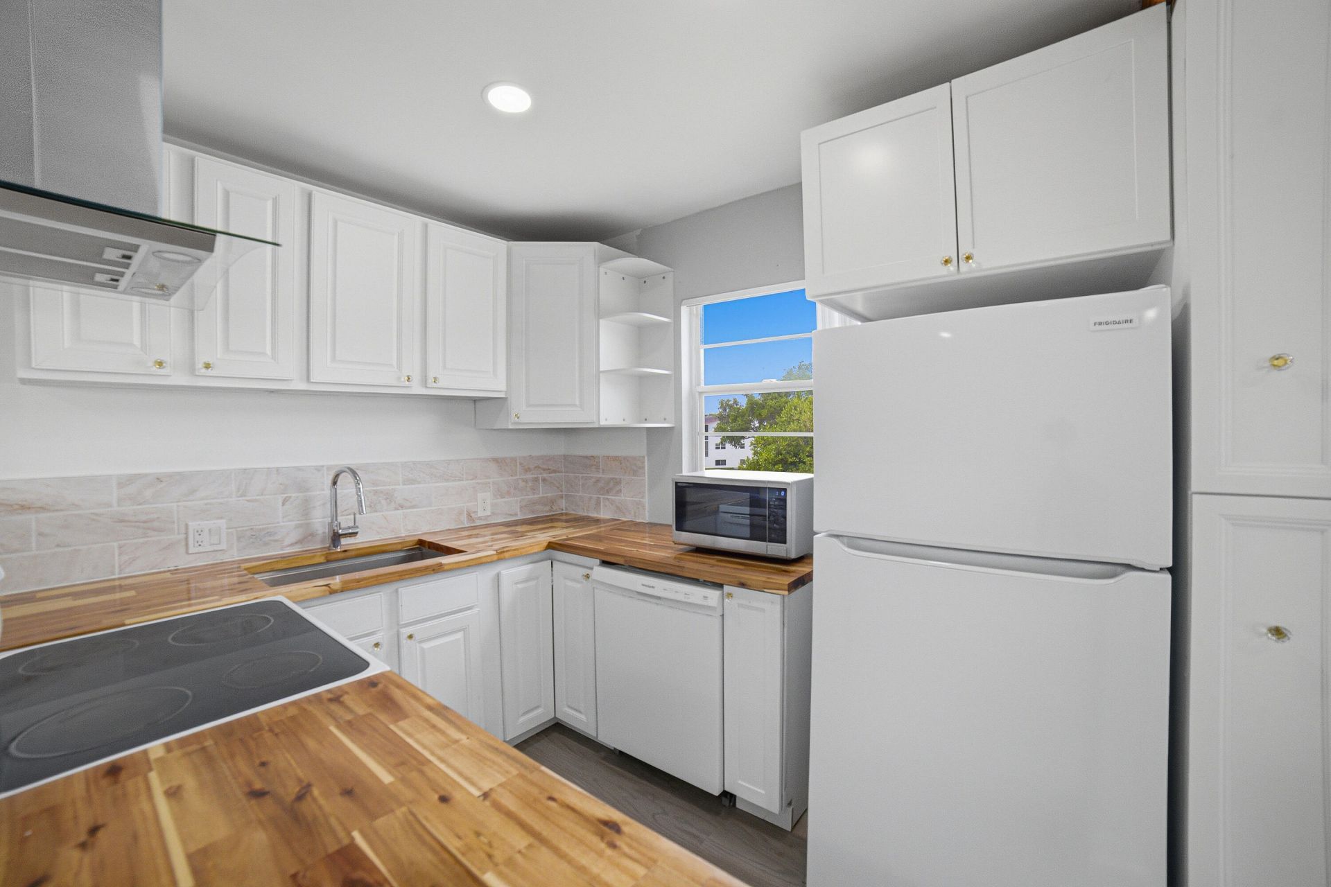 32 Fanshaw A, Unit 32, Boca Raton, FL 33434 Photo