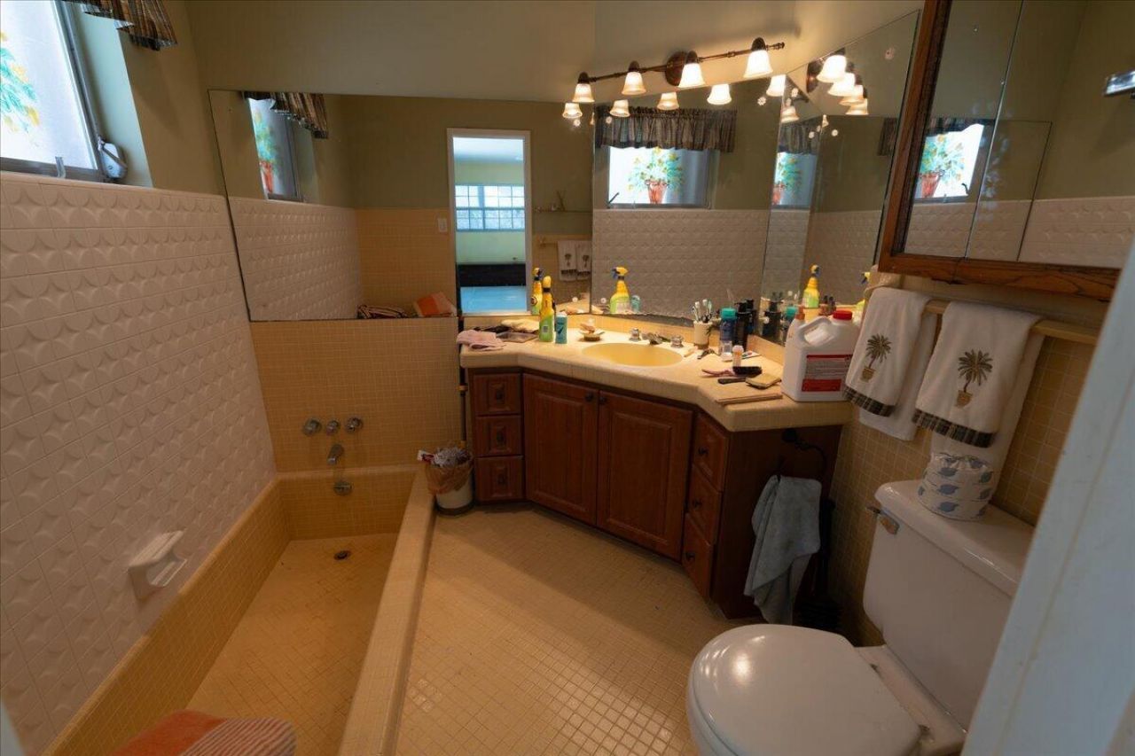 105 Sheridan Lane, Jensen Beach, FL 34957 Photo