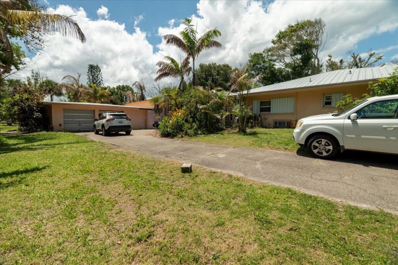 105 Sheridan Lane, Jensen Beach, FL 34957 Photo
