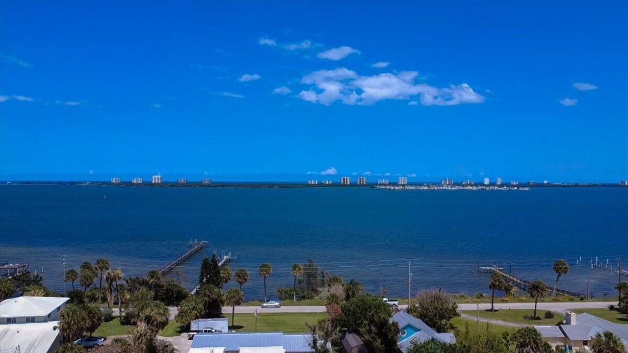 105 Sheridan Lane, Jensen Beach, FL 34957 Photo