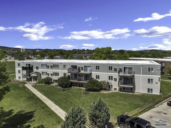 426 & 434 E FAIRMONT BLVD, Rapid City, SD 57701