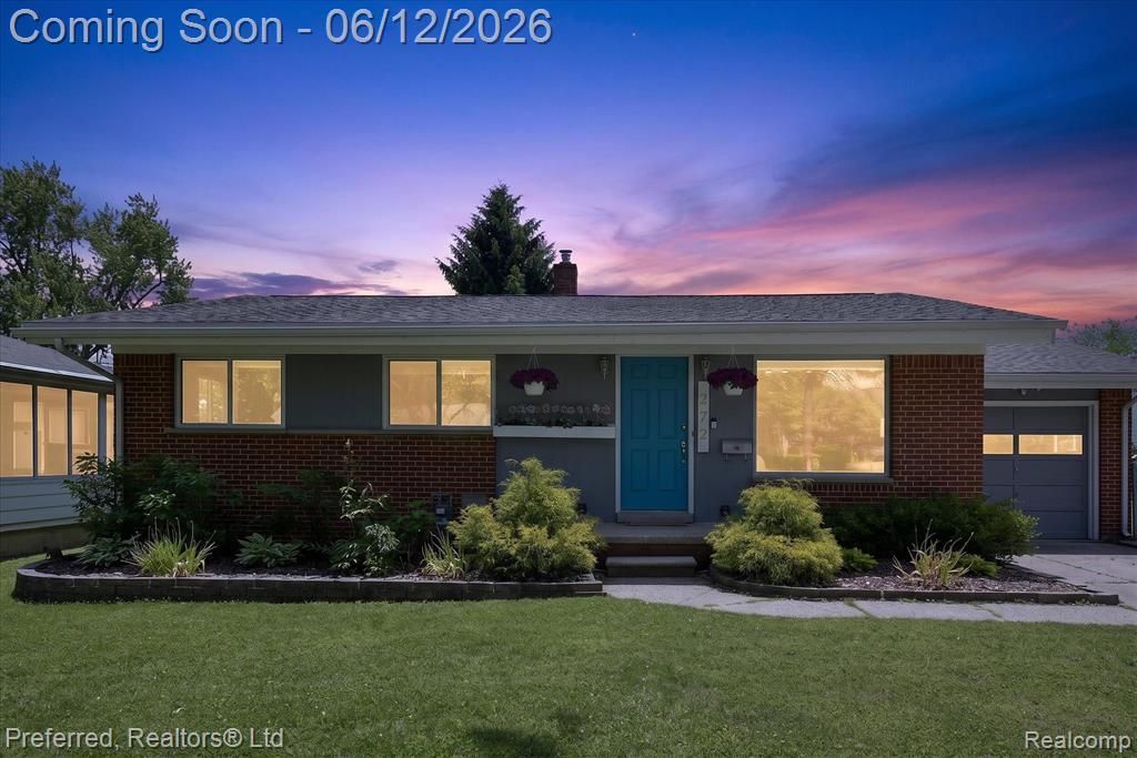 272 Lawson Street, Saline, MI 48176 Main Photo