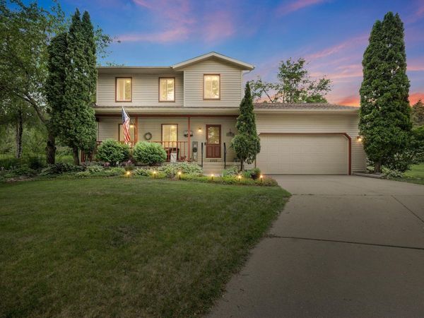 3702 Spring Hill Court, Middleton, WI 53562
