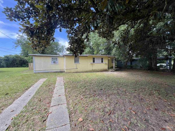 203 Edison Dr, Pensacola, FL 32505
