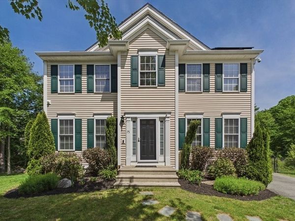 75 Erin Ct, New Bedford, MA 02745