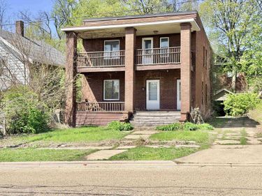 830 10TH Avenue, ROCKFORD, IL 61104