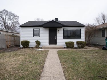 918 SW Dale Street, Mishawaka, IN 46544