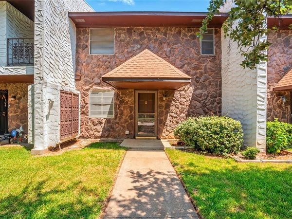 1719 E Grauwyler Road, Unit 103, Irving, TX 75061