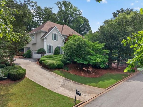 1995 Woods River Lane , Duluth, GA 30097