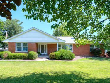 4861 Winchester Road, Lexington, KY 40509