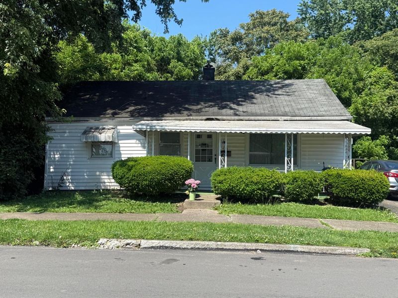 231 N George Street , Lancaster, OH 43130 Photo 2