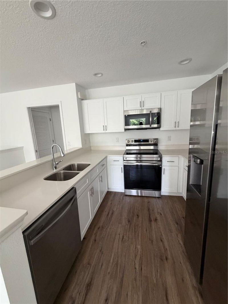 2575 6th Avenue Drive E, Bradenton, FL 34208 Photo