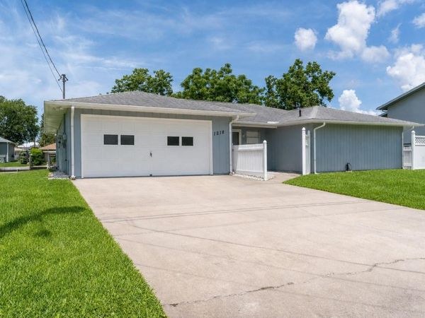 1218 SE 5TH AVENUE , CRYSTAL RIVER, FL 34429