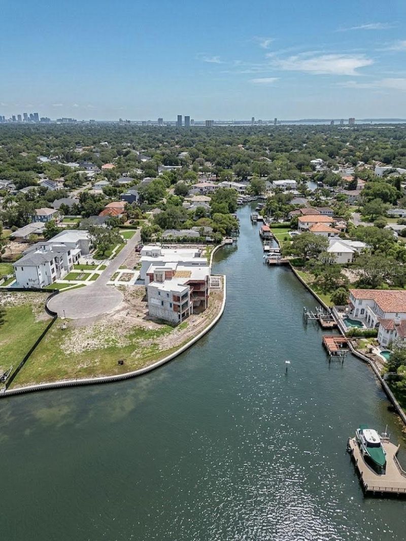 5028 W Leona Street , Tampa, FL 33629 Photo