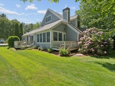 110 Hawthorne Village Road, Nashua, NH 03062