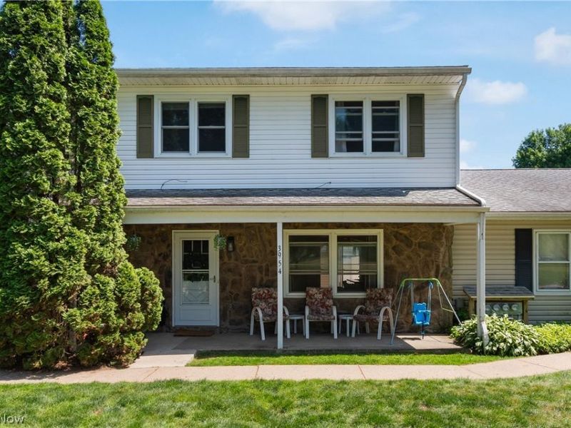 3954 Townhouse Lane, Uniontown, OH 44685 Photo 1