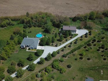 23060 Kalvin Court, Eagle, NE 68347