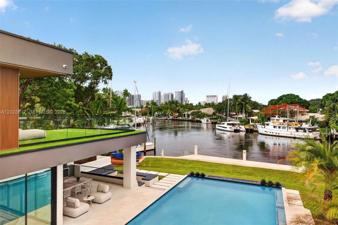 700 SW 12th Ave, Fort Lauderdale, FL 33312 Photo