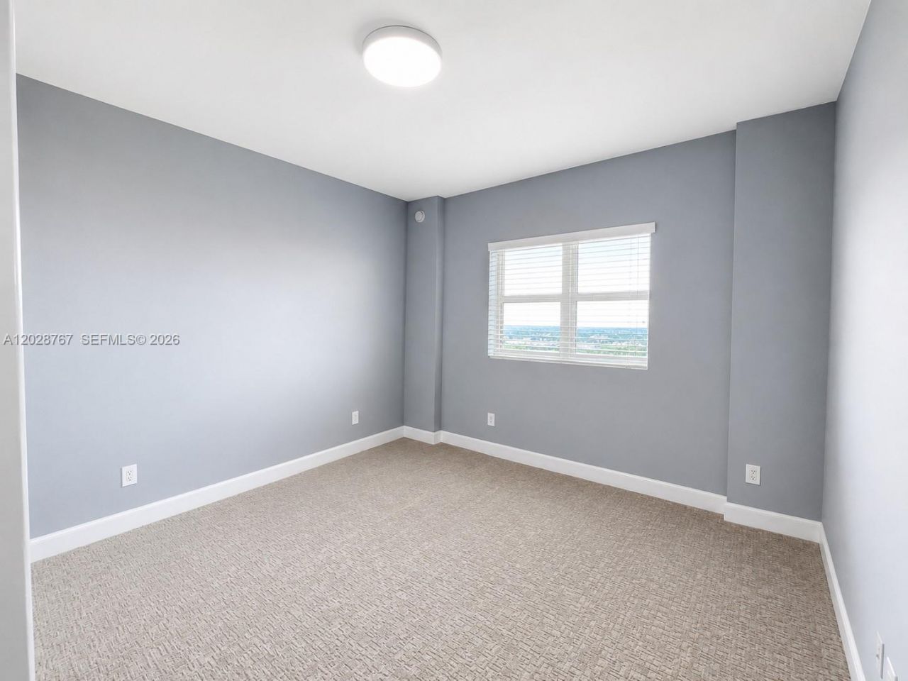 14951 Royal Oaks Ln, Unit 2002, North Miami, FL 33181 Photo