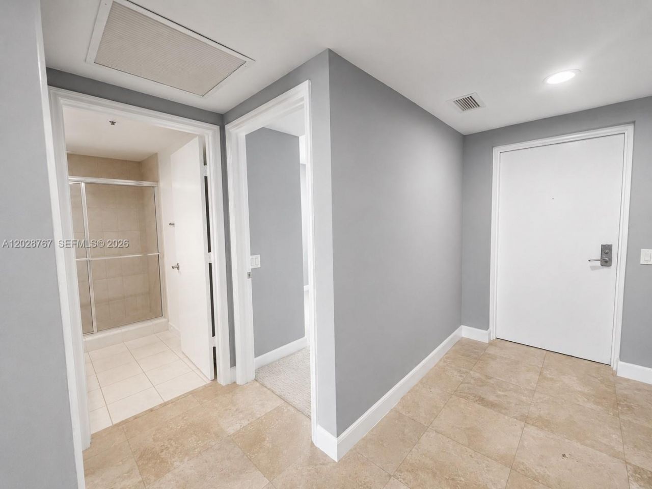 14951 Royal Oaks Ln, Unit 2002, North Miami, FL 33181 Photo