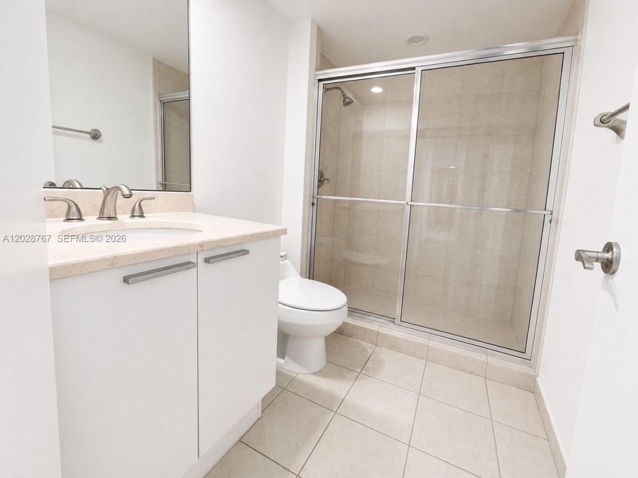 14951 Royal Oaks Ln, Unit 2002, North Miami, FL 33181 Photo