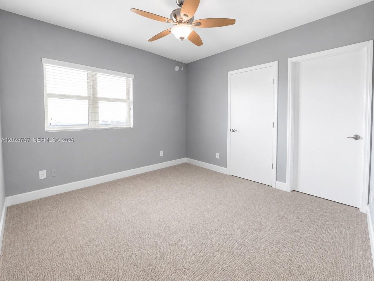 14951 Royal Oaks Ln, Unit 2002, North Miami, FL 33181 Photo