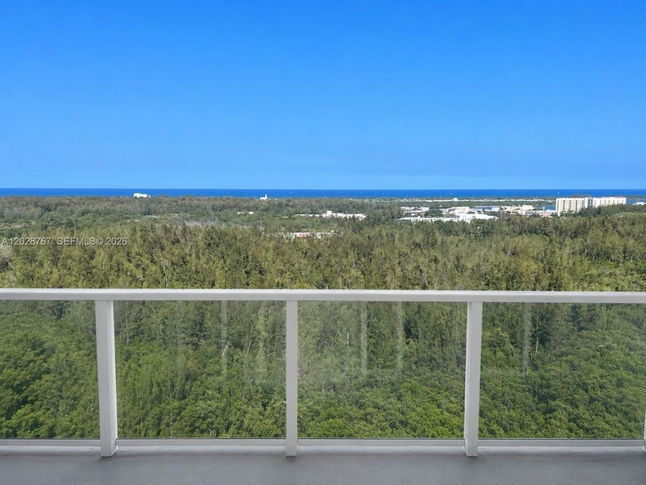14951 Royal Oaks Ln, Unit 2002, North Miami, FL 33181 Photo