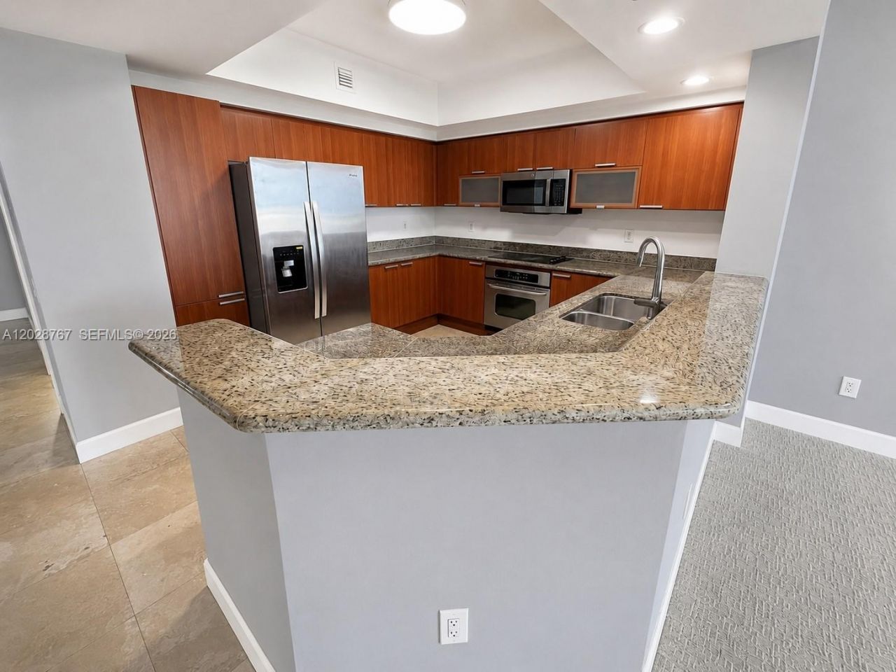 14951 Royal Oaks Ln, Unit 2002, North Miami, FL 33181 Photo