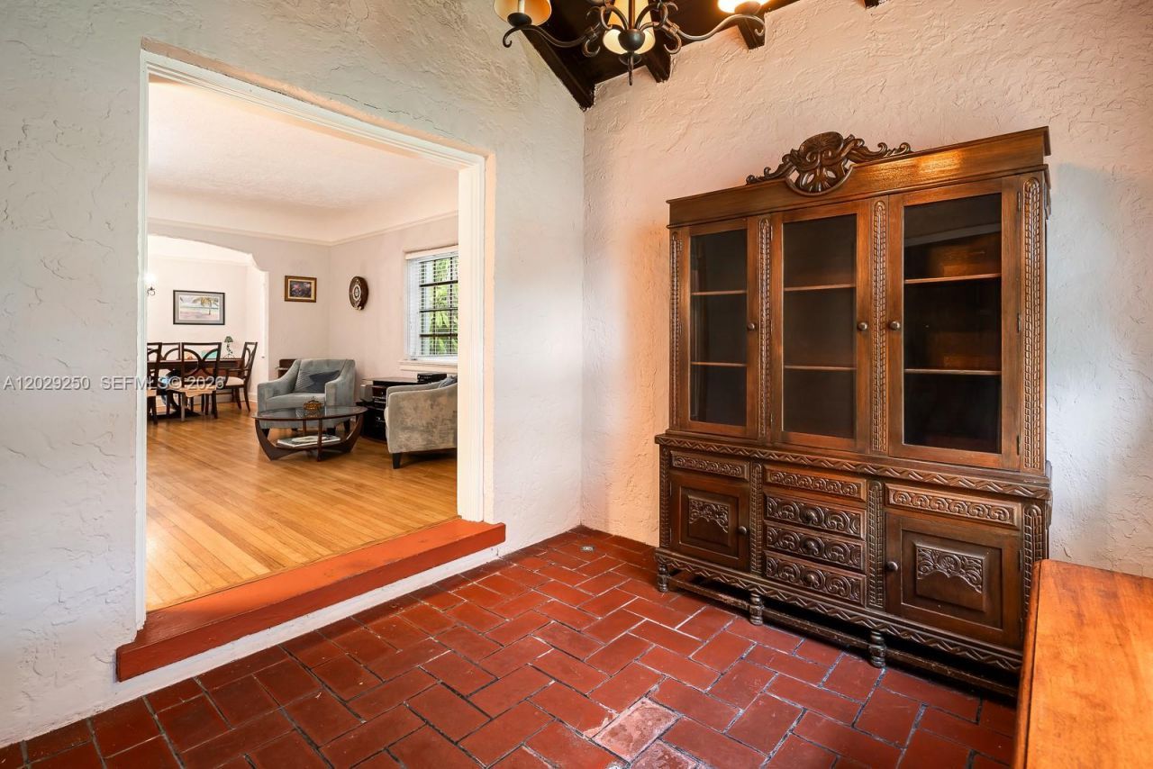 732 Majorca Ave, Coral Gables, FL 33134 Photo