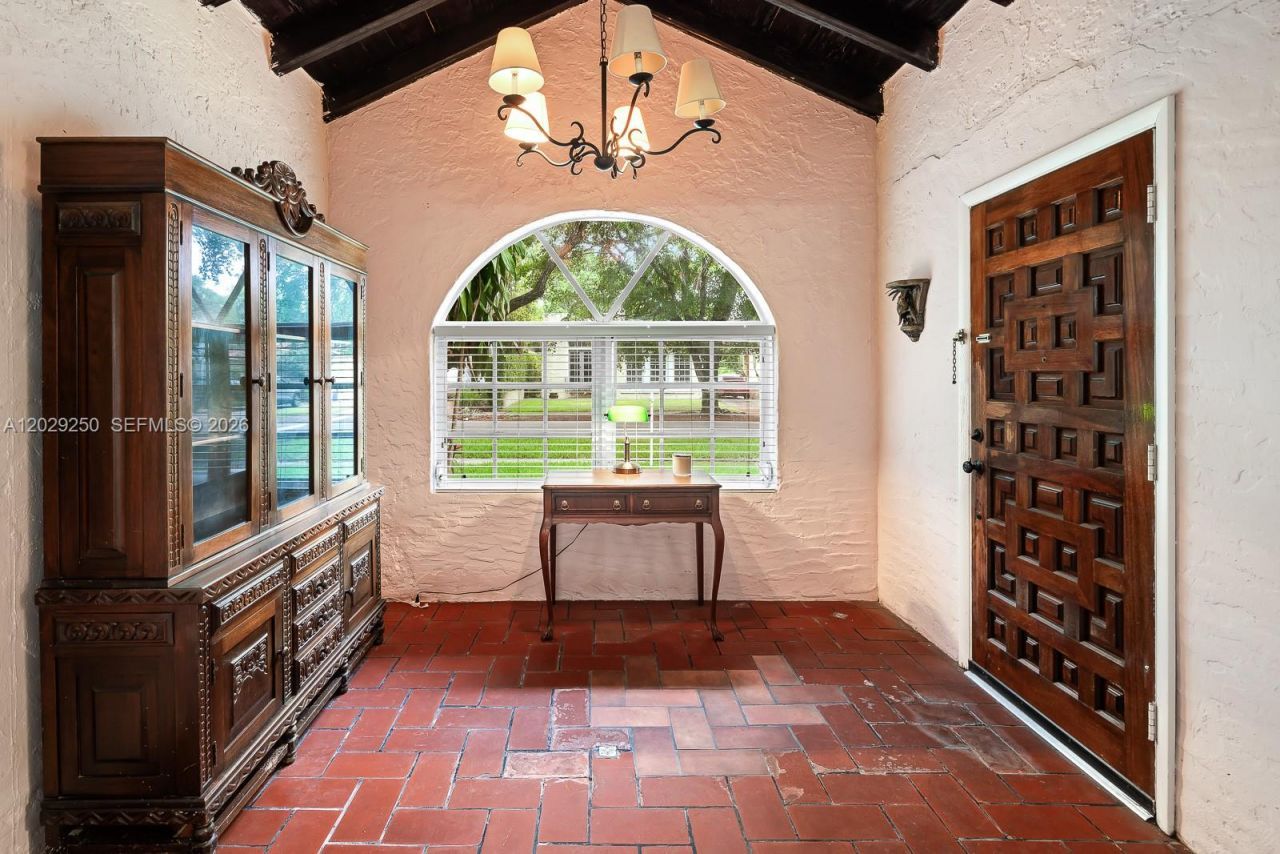 732 Majorca Ave, Coral Gables, FL 33134 Photo