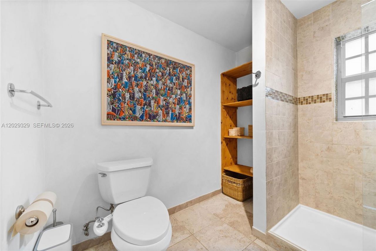 646 NE 81st St, Miami, FL 33138 Photo