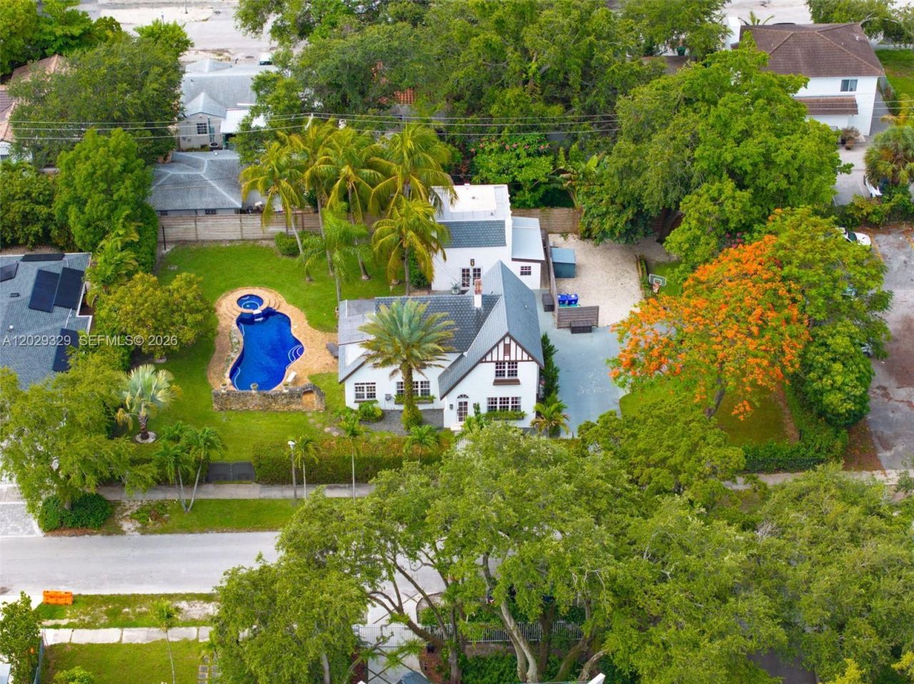 646 NE 81st St, Miami, FL 33138 Photo