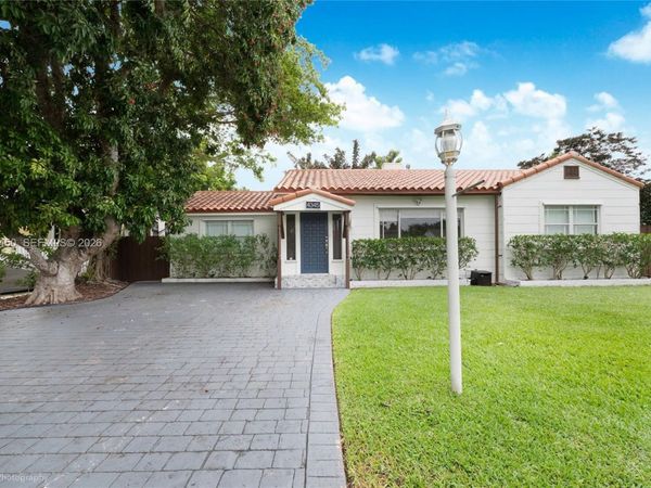 4345 SW 13th St , Miami, FL 33134