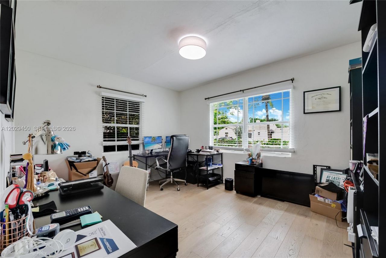 4345 SW 13th St , Miami, FL 33134 Photo