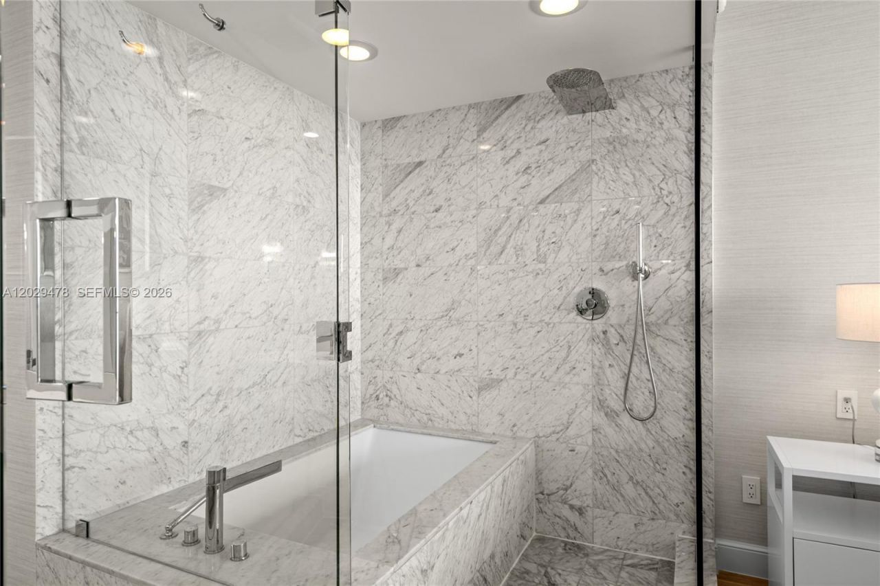 3131 NE 7th Ave, Unit 2101, Miami, FL 33137 Photo