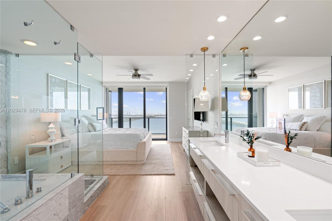3131 NE 7th Ave, Unit 2101, Miami, FL 33137 Photo