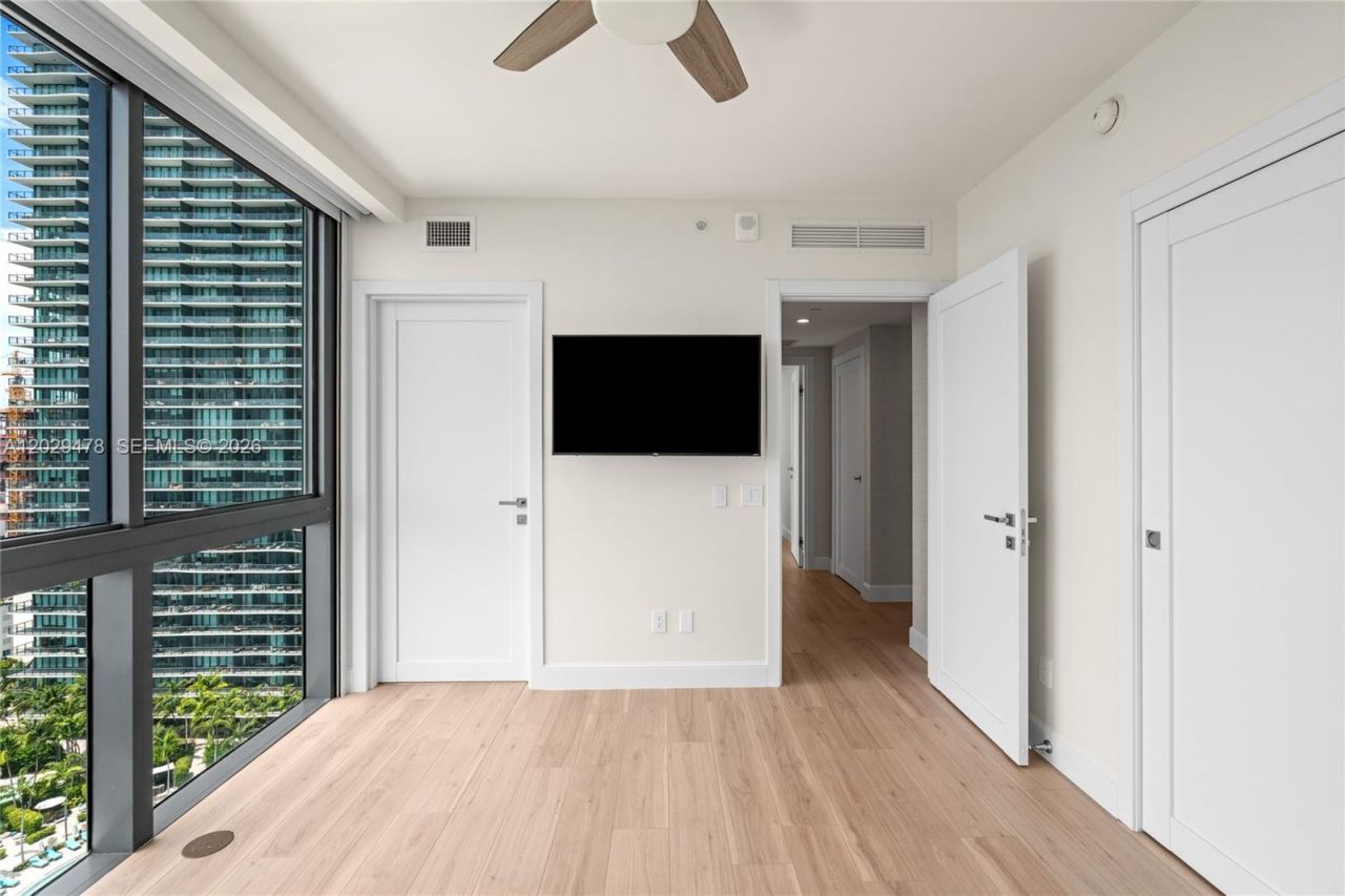 3131 NE 7th Ave, Unit 2101, Miami, FL 33137 Photo