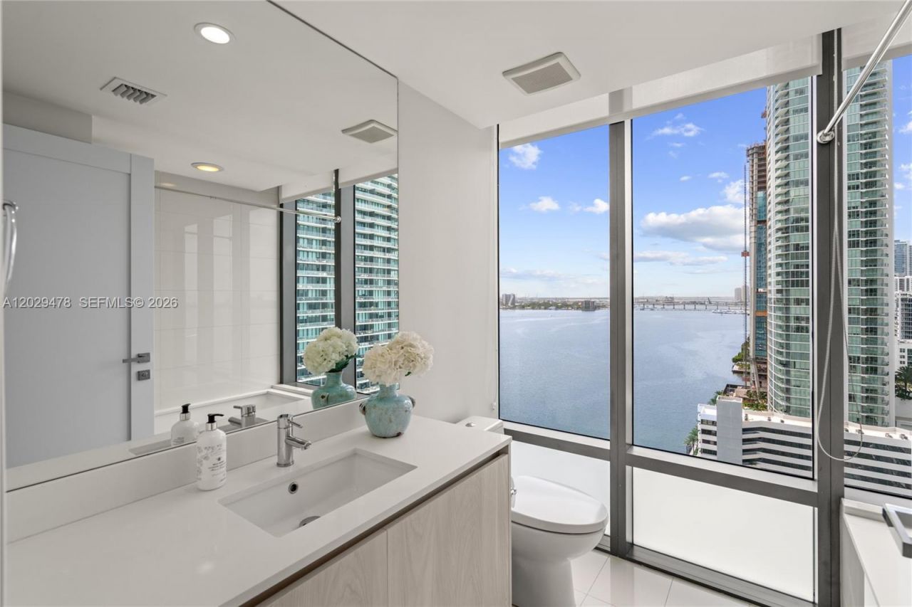 3131 NE 7th Ave, Unit 2101, Miami, FL 33137 Photo