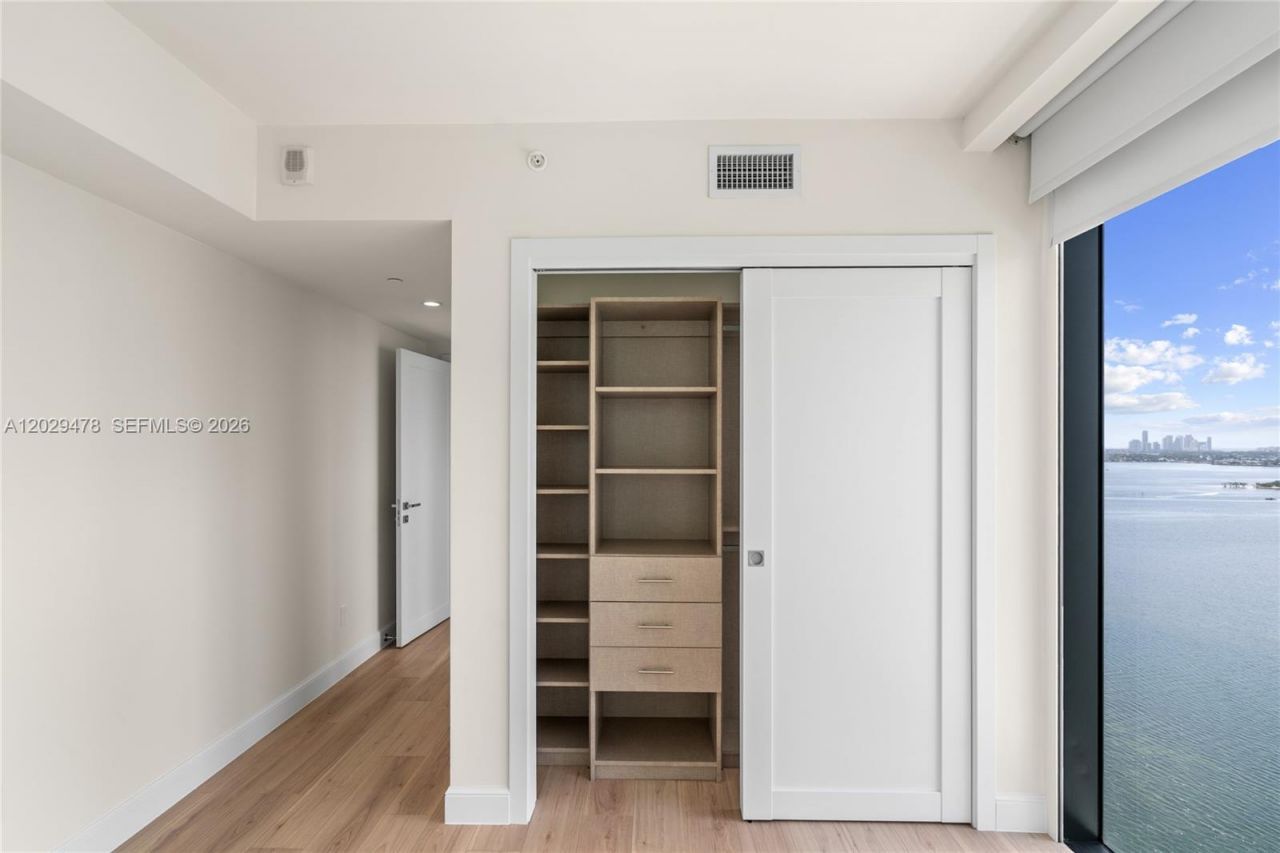 3131 NE 7th Ave, Unit 2101, Miami, FL 33137 Photo