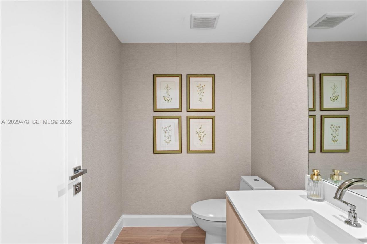 3131 NE 7th Ave, Unit 2101, Miami, FL 33137 Photo