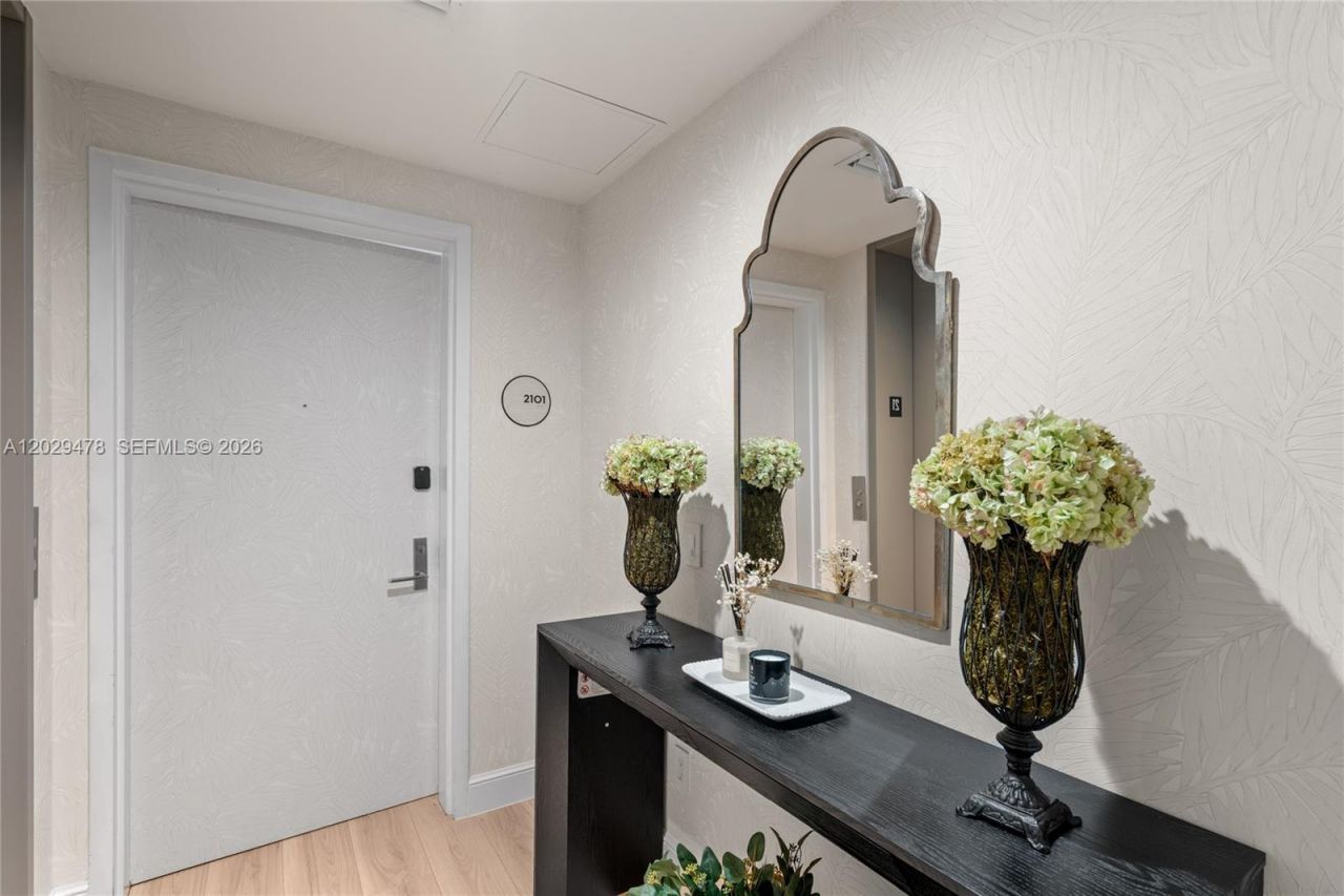 3131 NE 7th Ave, Unit 2101, Miami, FL 33137 Photo