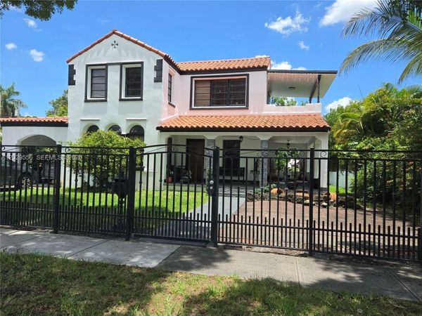 1837 SW 11th Ter , Miami, FL 33135