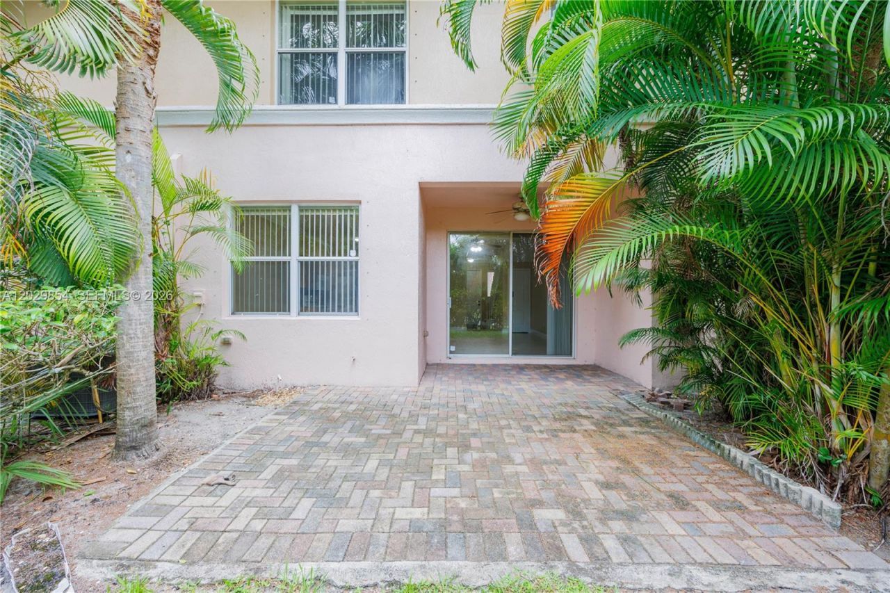 1606 Seminole Palms Dr, Greenacres, FL 33463 Photo