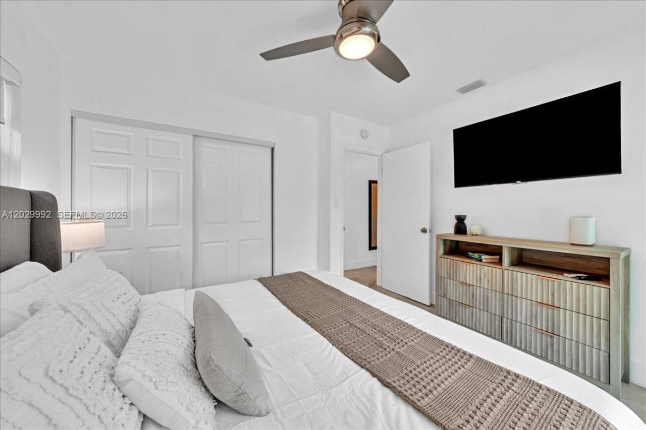 813 NE 17th St , Fort Lauderdale, FL 33305 Photo