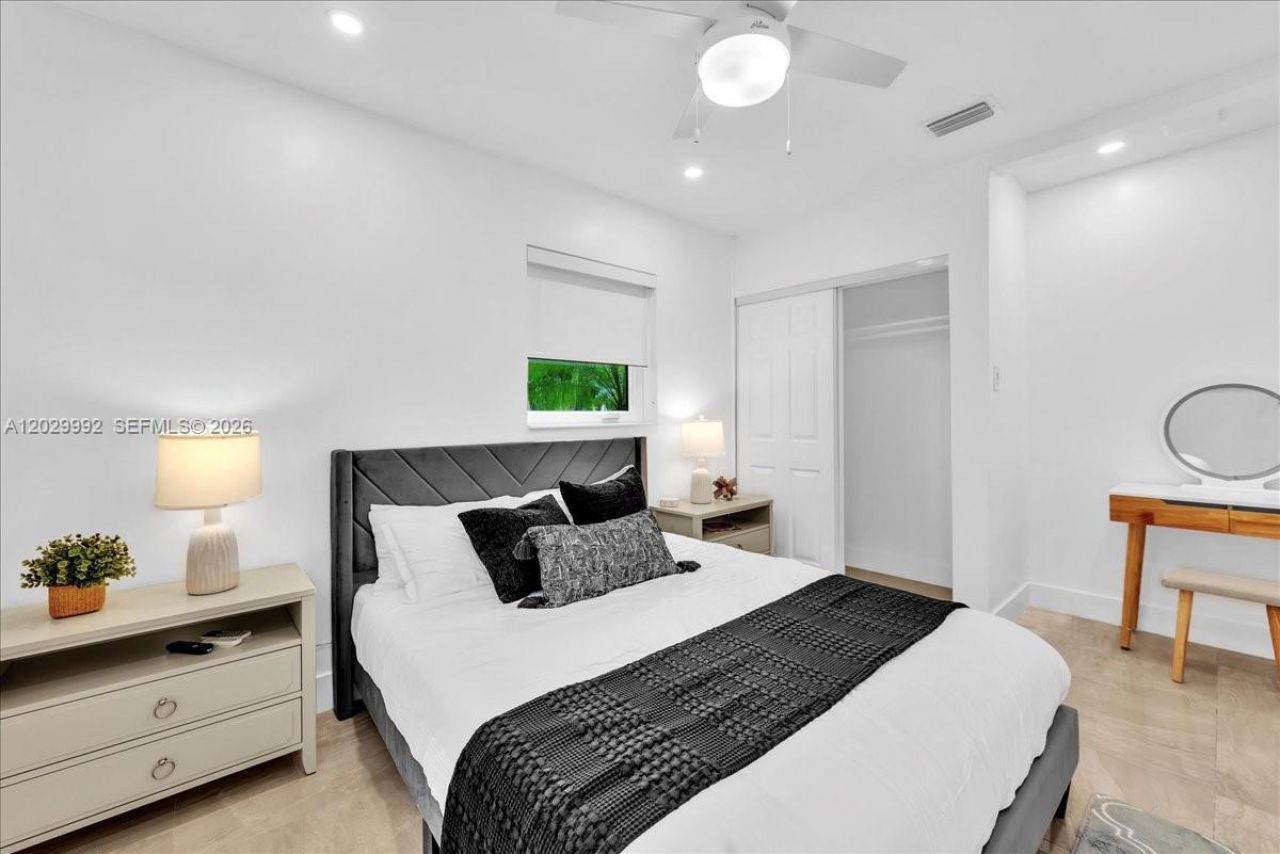 813 NE 17th St , Fort Lauderdale, FL 33305 Photo