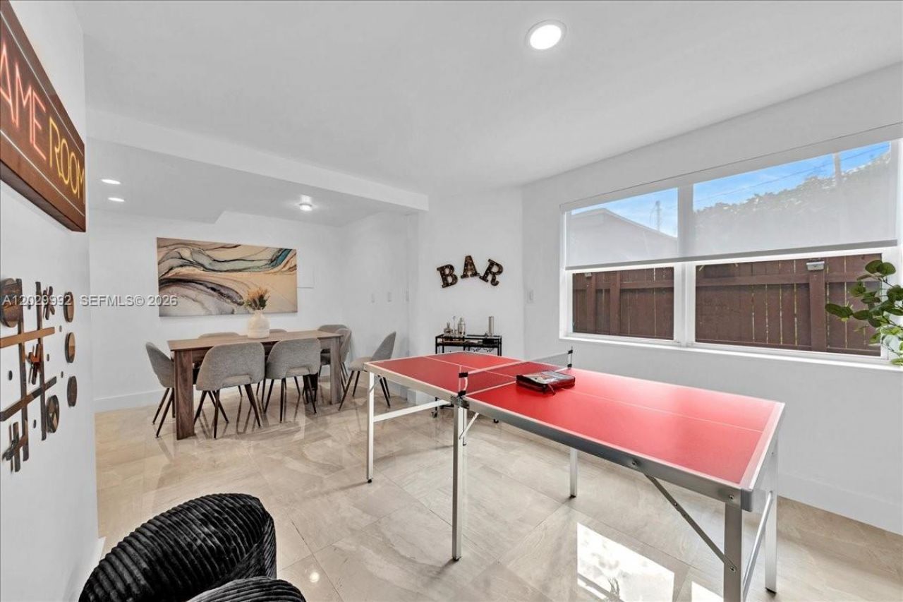 813 NE 17th St , Fort Lauderdale, FL 33305 Photo