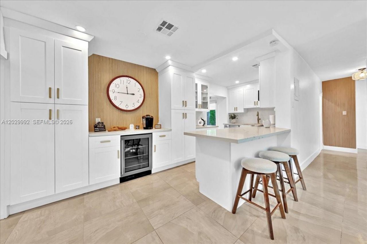 813 NE 17th St , Fort Lauderdale, FL 33305 Photo