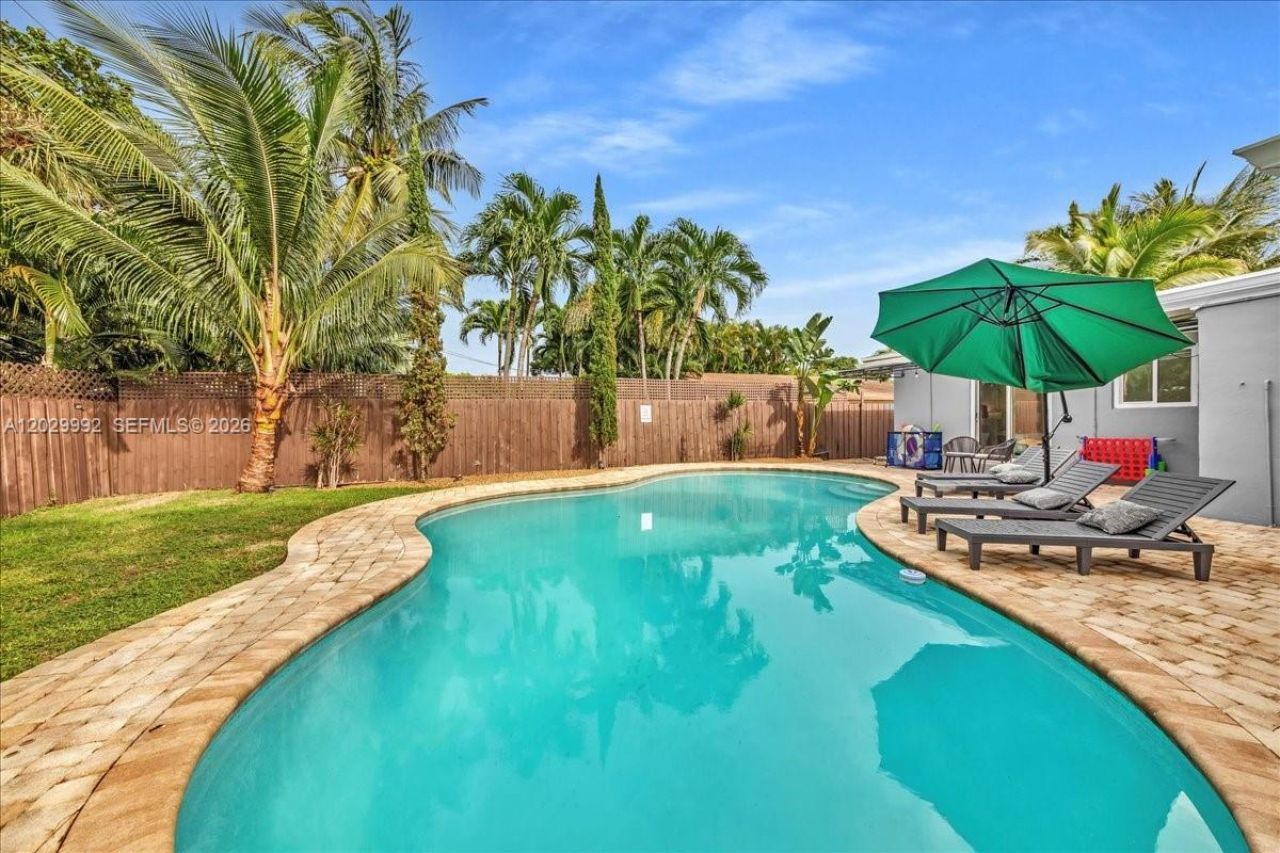 813 NE 17th St , Fort Lauderdale, FL 33305 Photo