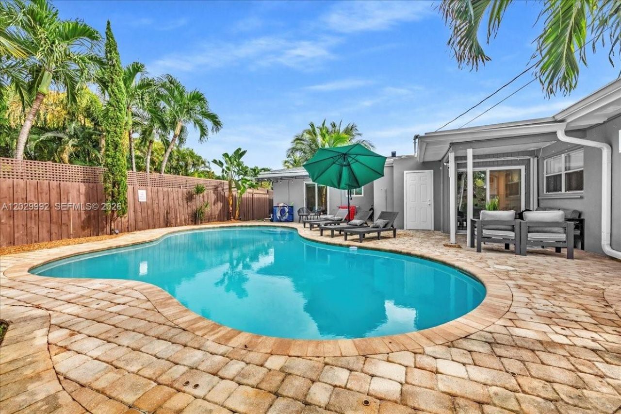813 NE 17th St , Fort Lauderdale, FL 33305 Photo